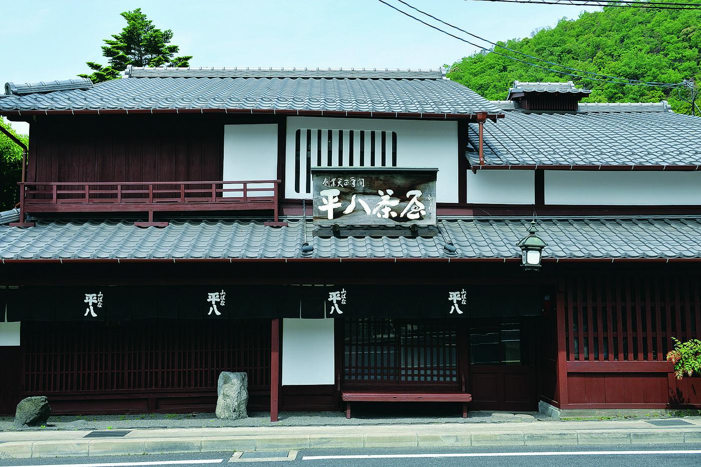 現役の料理人の方たちが日本料理の発展や京都の食文化の振興に貢献するための活動「京都料理芽生会」。